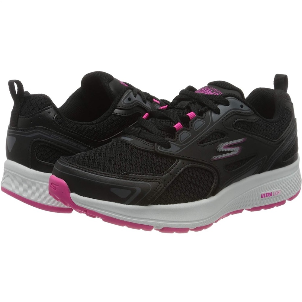 sketchers wonen go run consistent running shoes